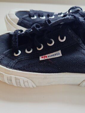 Superga 2630 Stripe Unisex
Kids's Sneaker Black Size 1 M